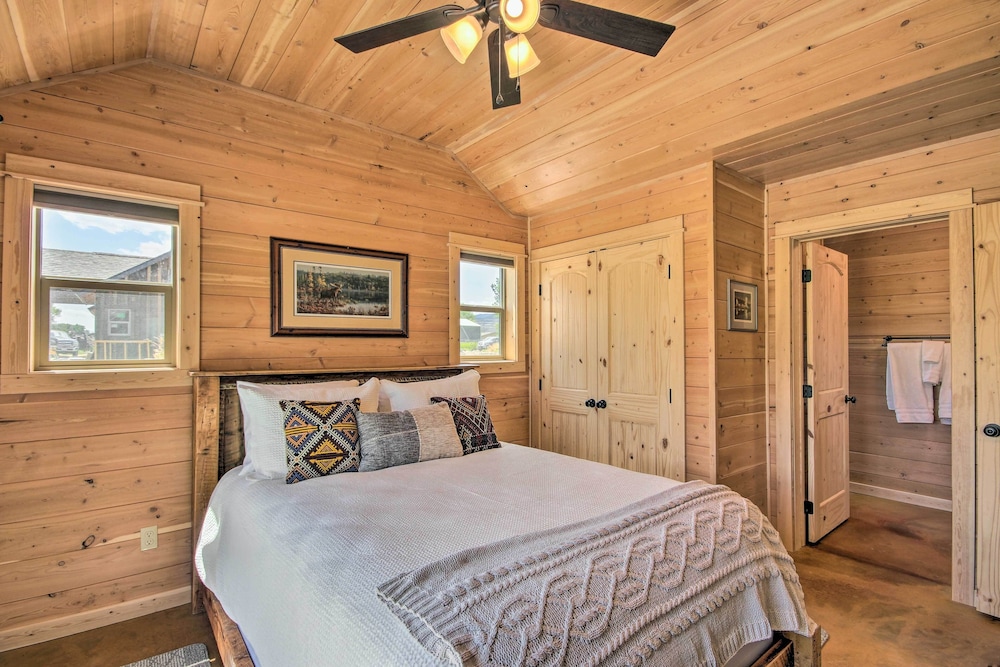 House (2 Bedrooms) photo 1