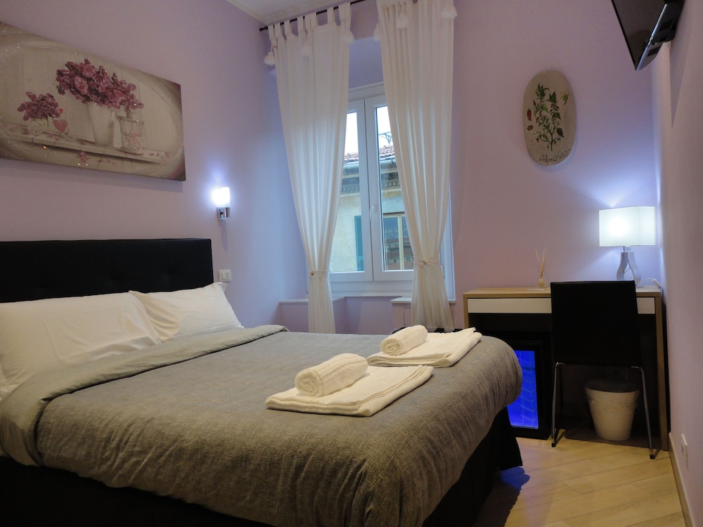 Double Room (small)