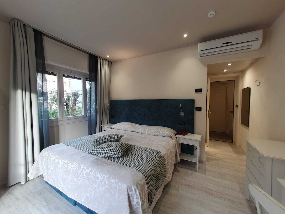 Double Room, Balcony - Photo 1