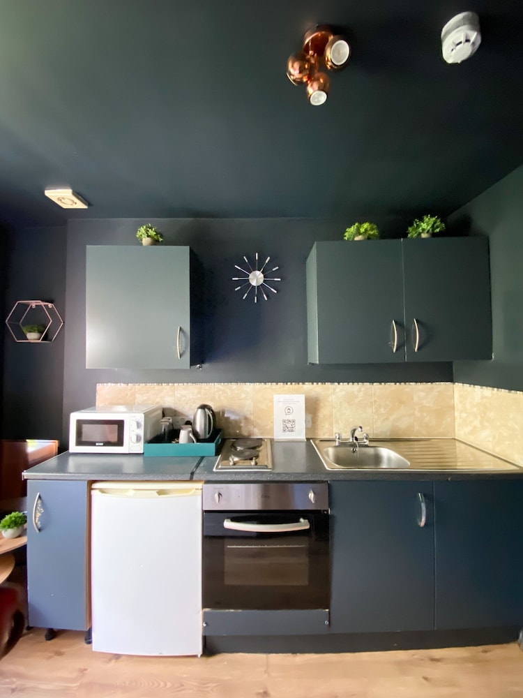 Studio, Ensuite (Single) photo 3