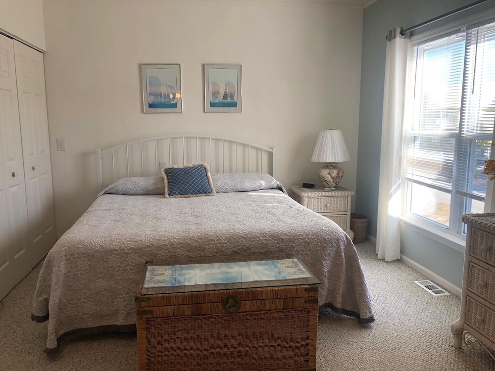 House, 4 Bedrooms photo 1