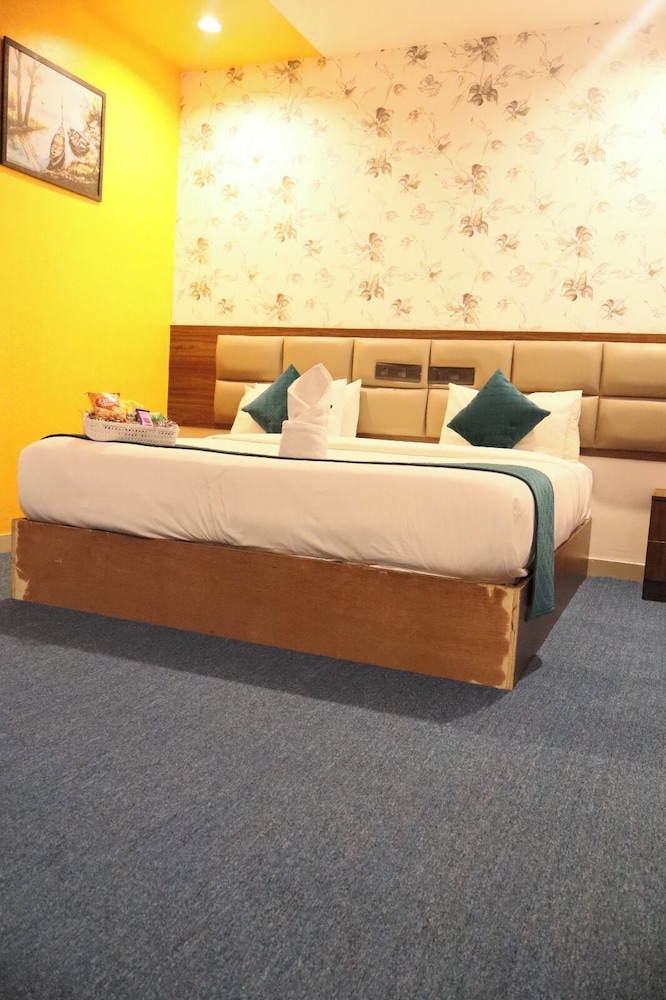 Premier Double Room - Photo 21