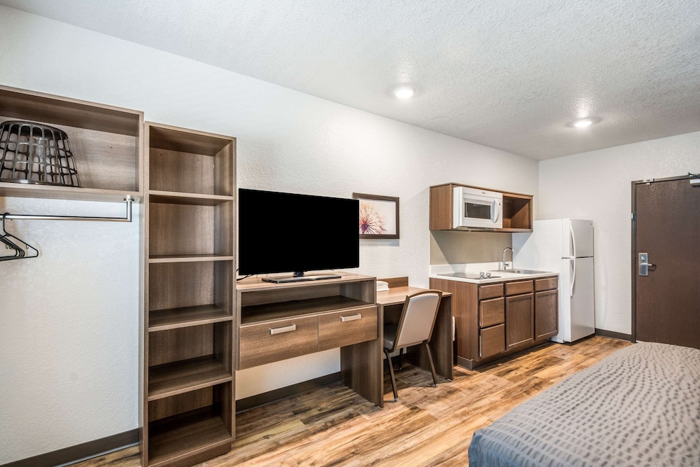 WoodSpring Suites Bradenton, Zdjęcie 2