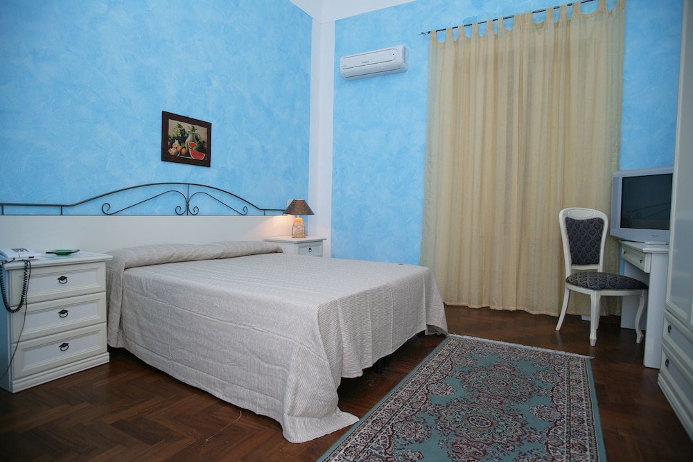Triple Room, Ensuite