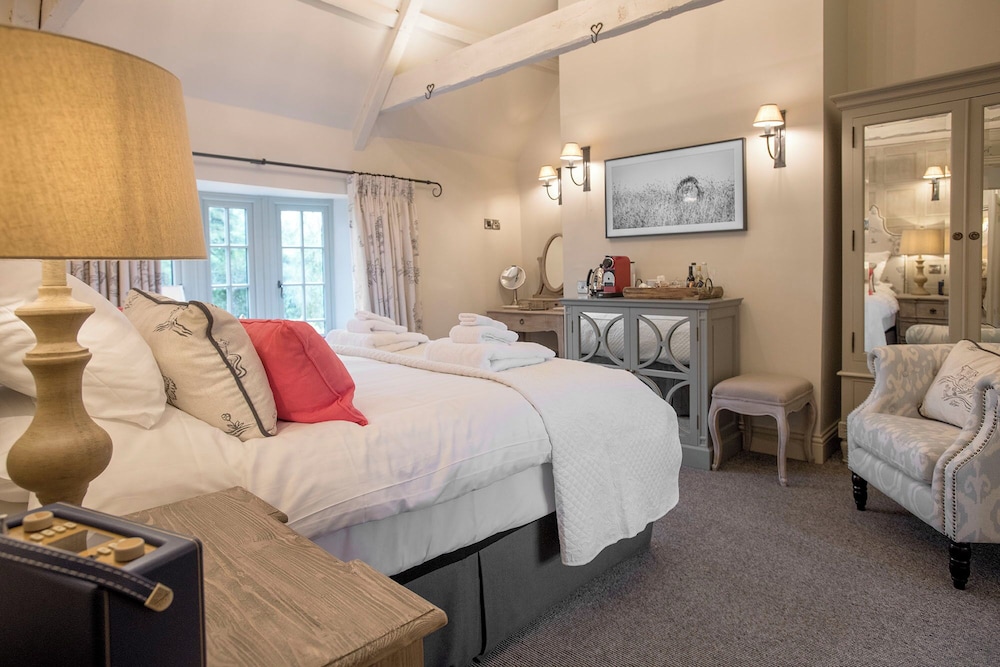 Holly Main House photo 3