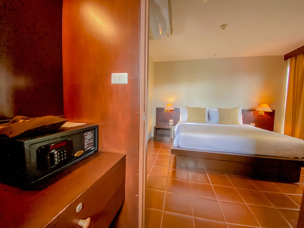 Sino Suite - Photo 8