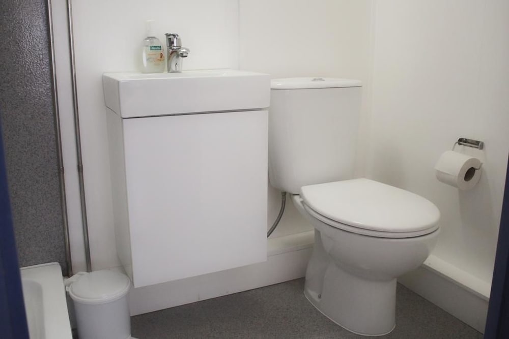 Double or Twin Room, Private Bathroom photo 2