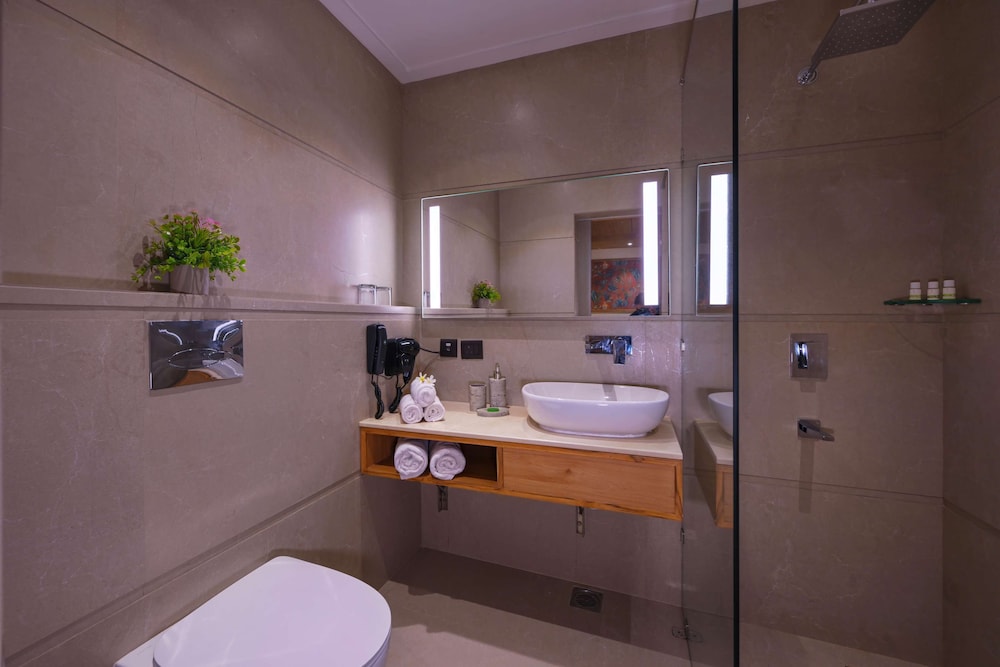 Executive Room, 1 Double Bed - Photo 2