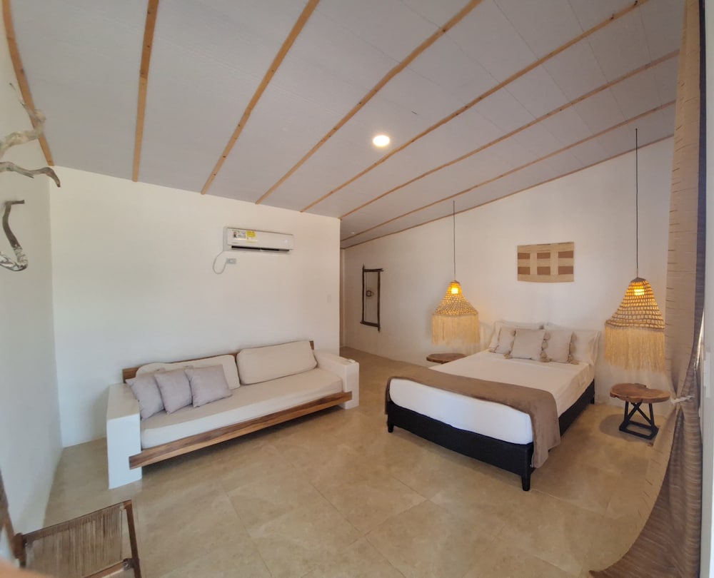 Deluxe Suite, Balcony, Beach View