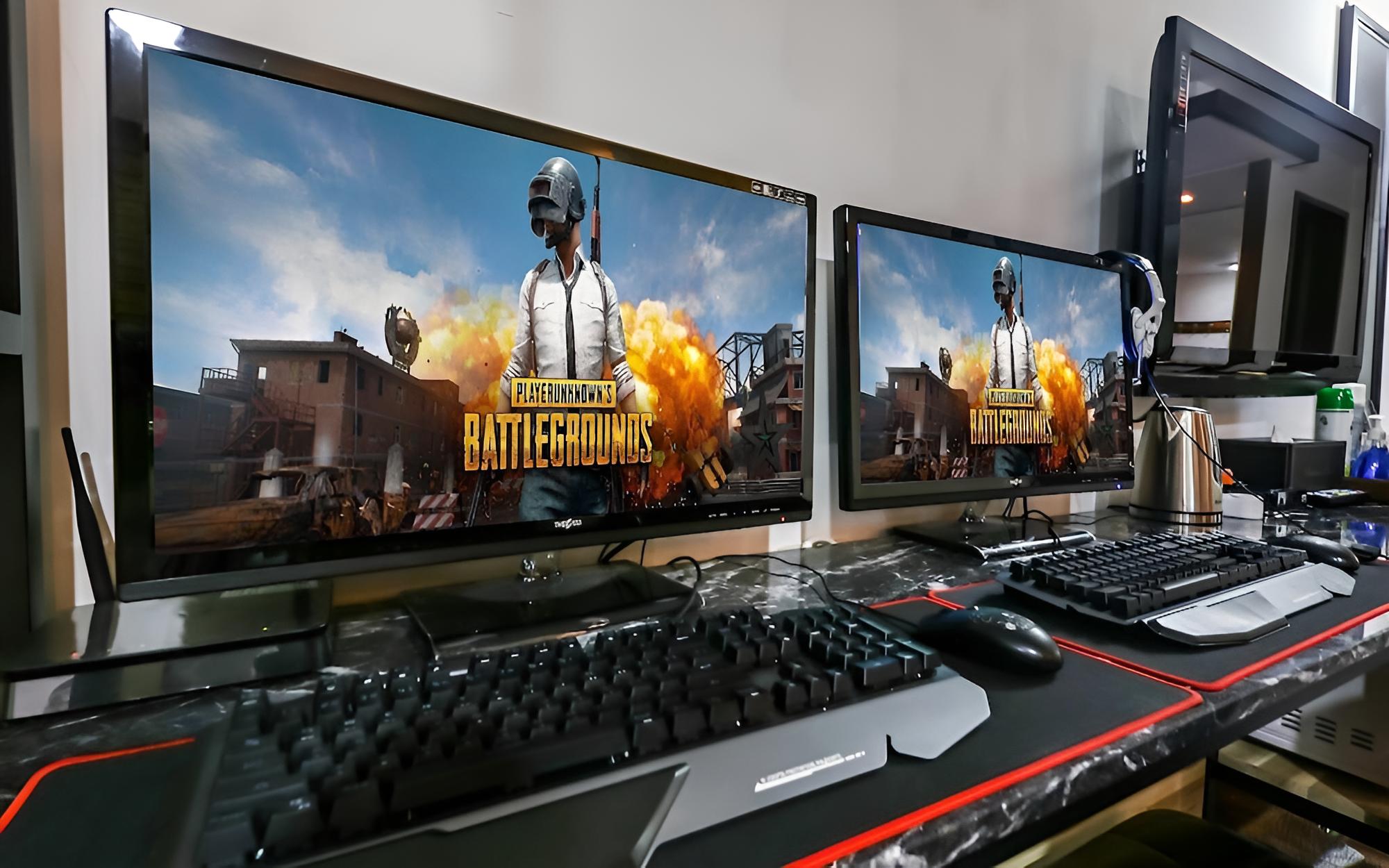 Room (Game 2pc (Headset Netflix available M) photo 1