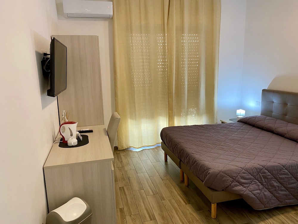 Standard Double or Twin Room, Balcony