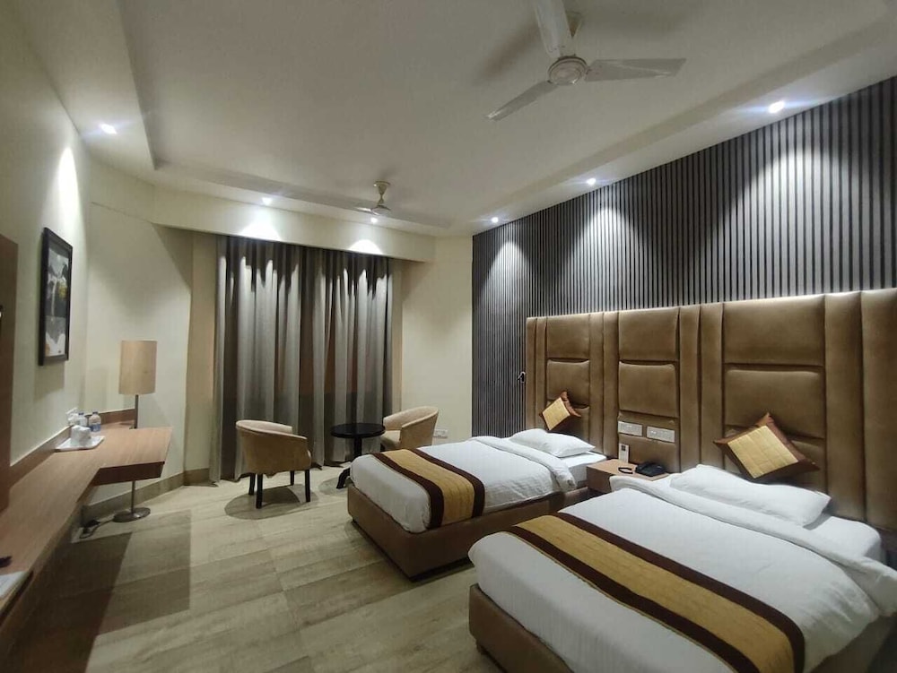 Deluxe Single Room photo 3