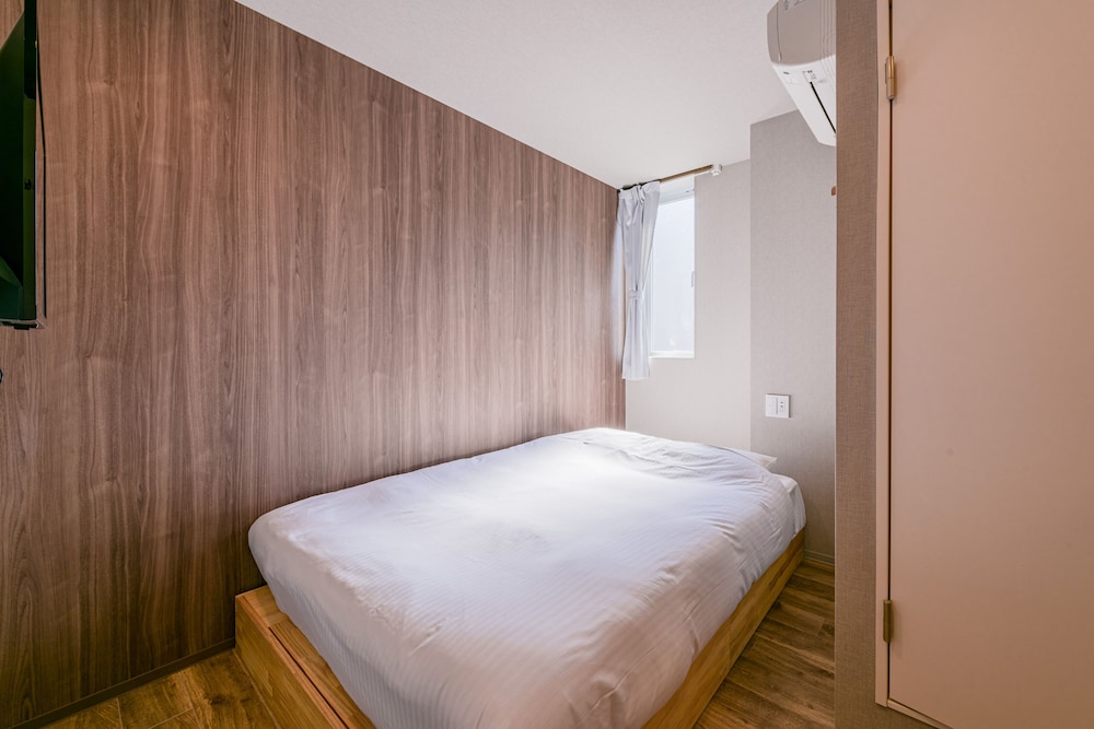 Basic Double Room, Non Smoking photo 2