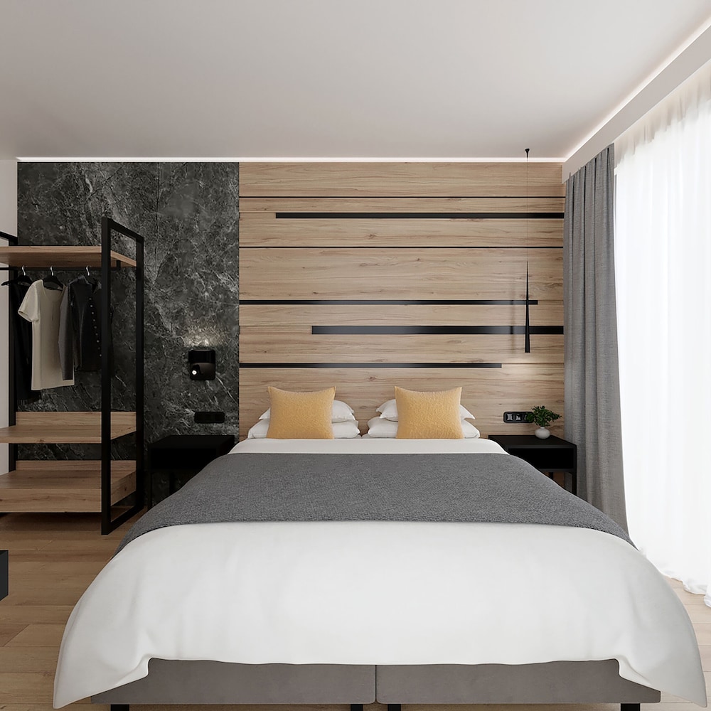 Deluxe Room, 2 Twin Beds, Non Smoking, Balcony photo 1
