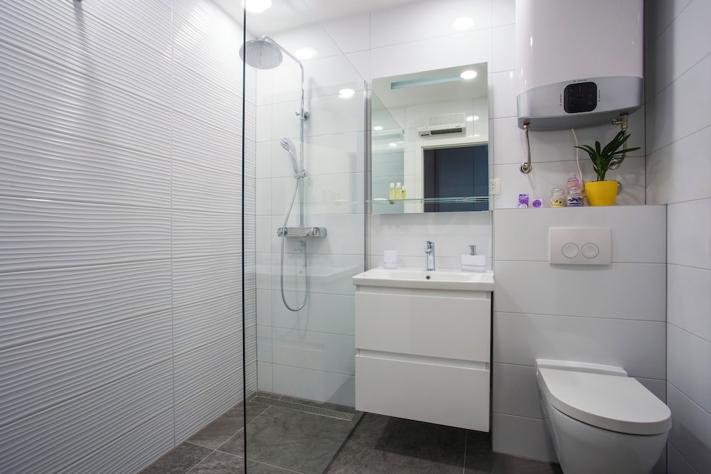 Standard Double or Twin Room, 1 Double or 2 Twin Beds, City View photo 3