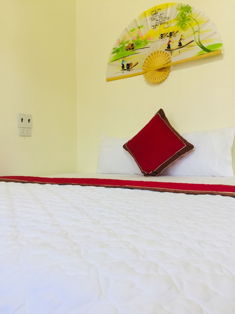 Standard Room, 1 King Bed photo 1
