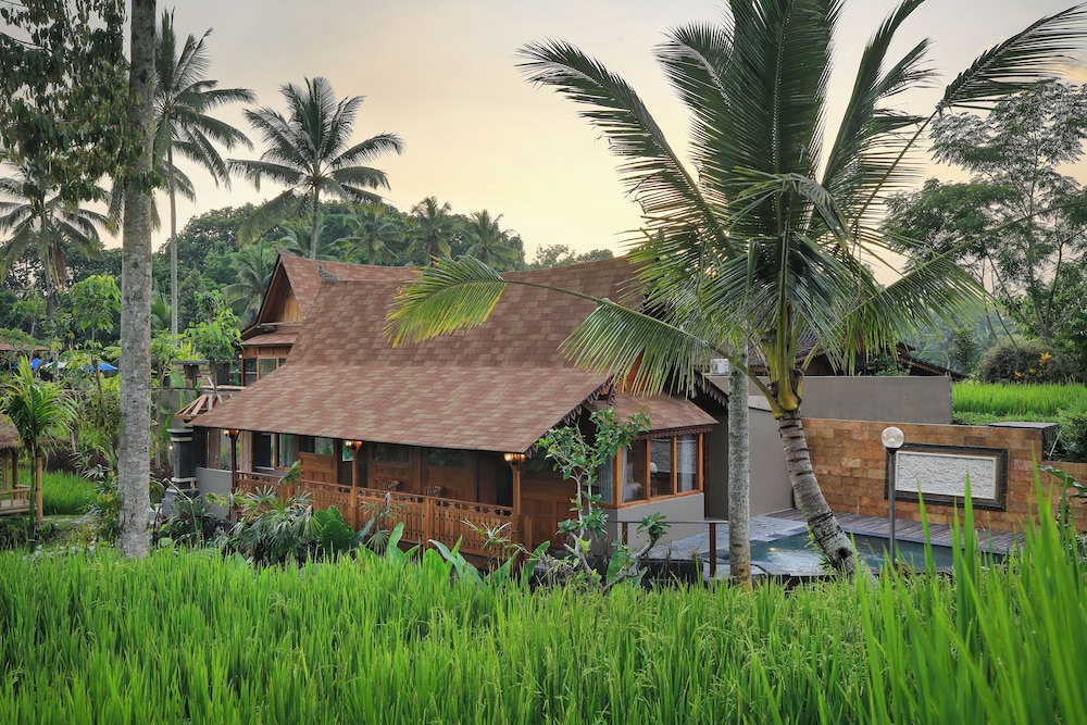 Family Villa, Balcony, Garden View