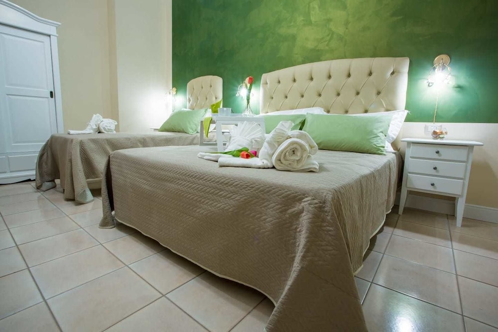 Deluxe Triple Room photo 1