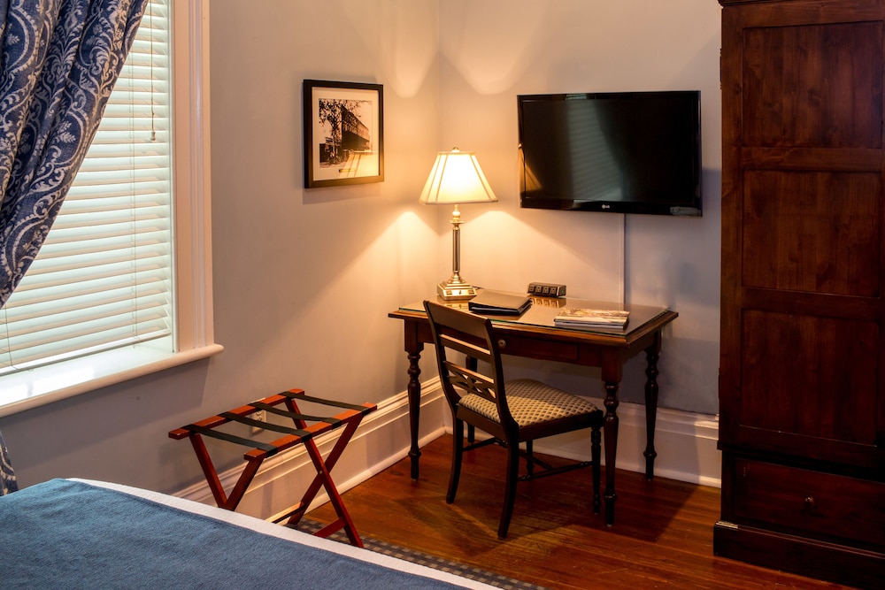 Superior Double Room, 2 Queen Beds photo 2
