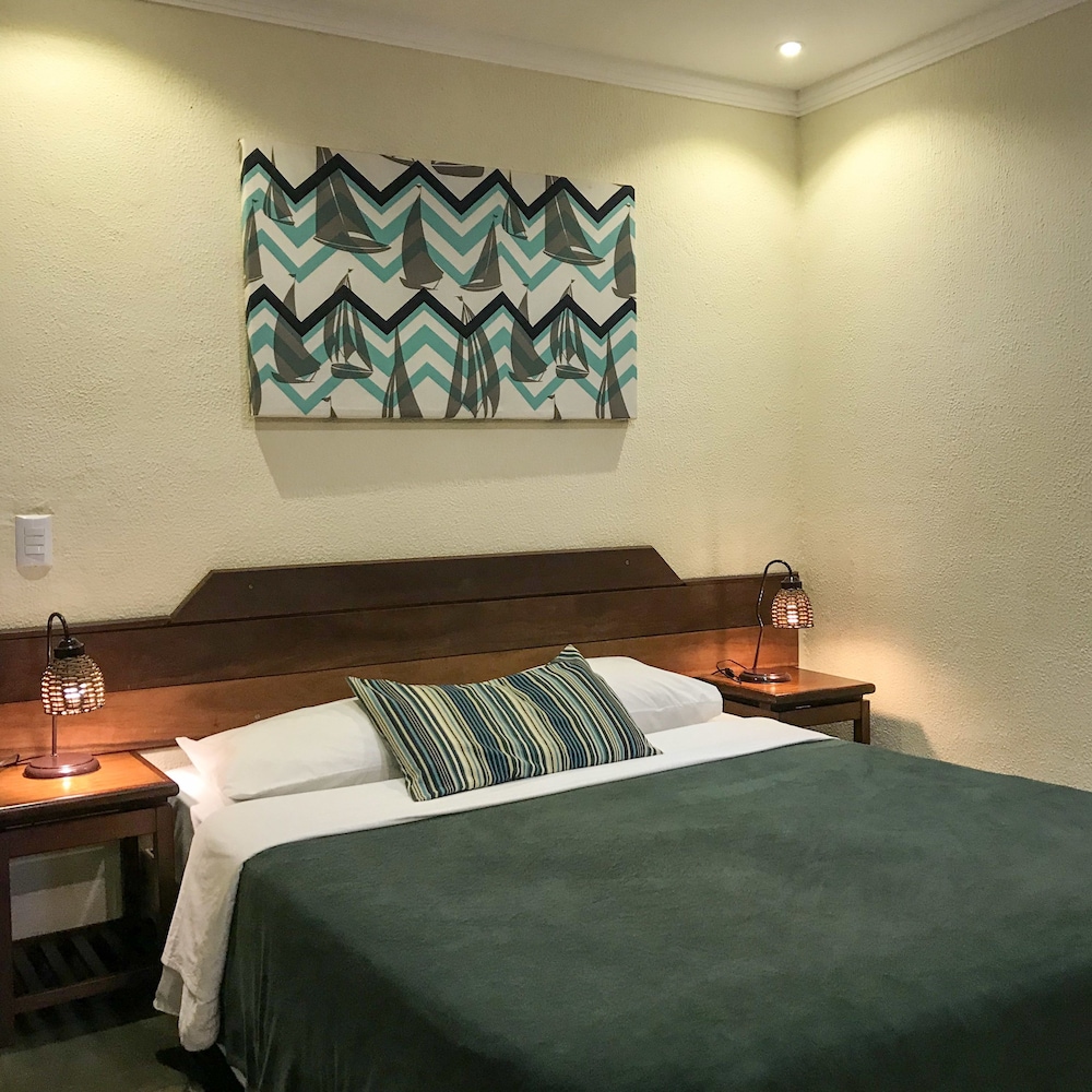 Deluxe Suite, Beach View photo 3