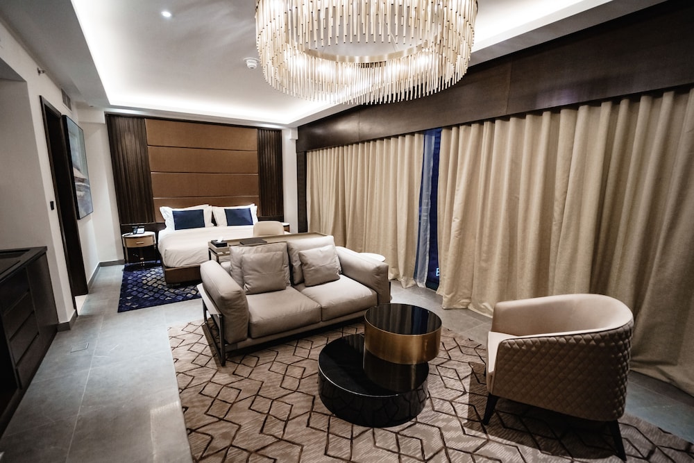 Junior Suite With Kitchenette photo 3