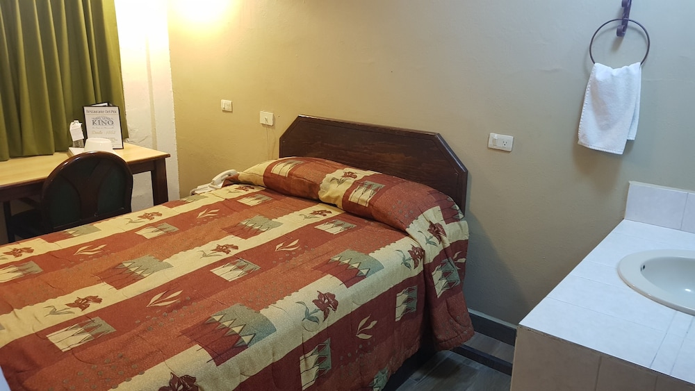 Basic Room - Photo 6