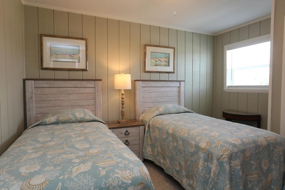 House, Multiple Beds (One More Time Again) photo 2