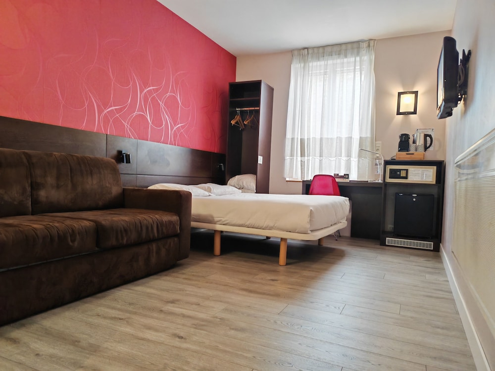 Junior Double Room