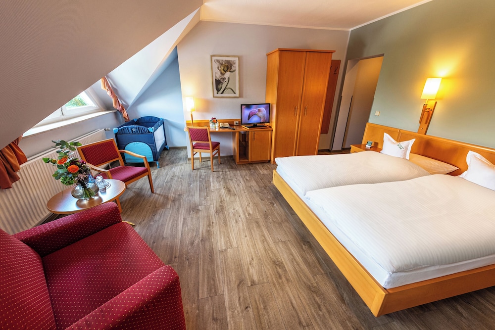 Classic Double or Twin Room photo 2