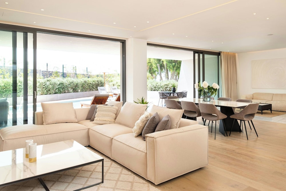 Villa, 2 Bedrooms, Balcony - Photo 7