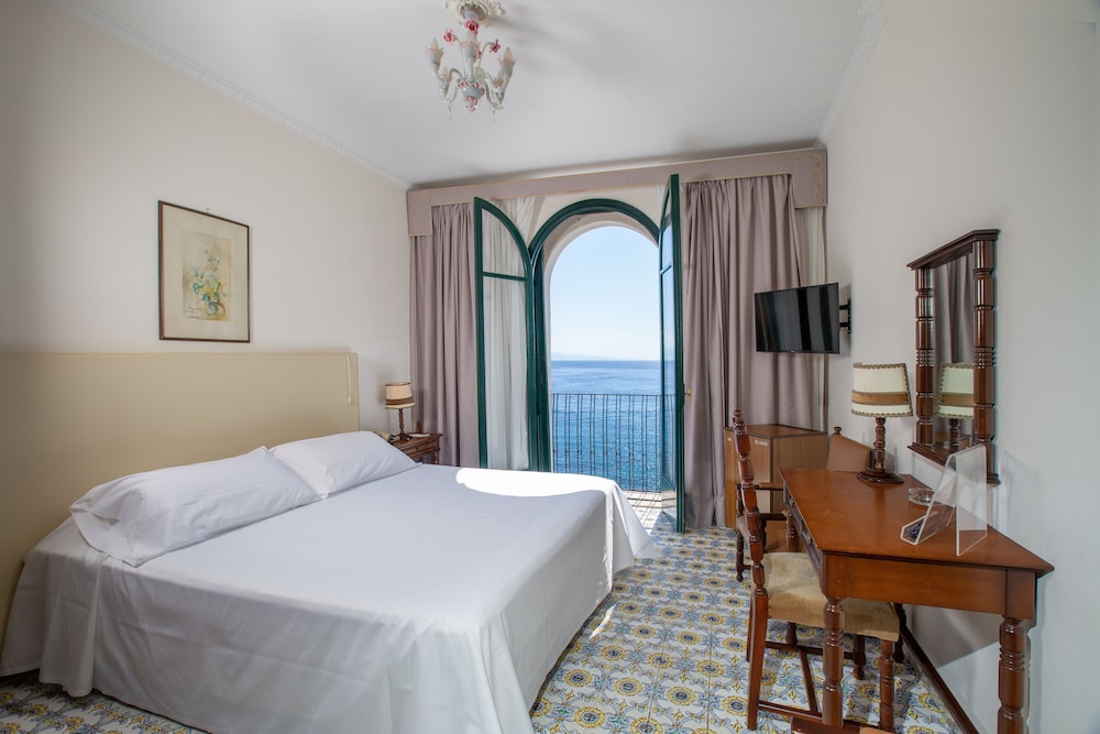 Standard Double Room Single Use, Ocean View