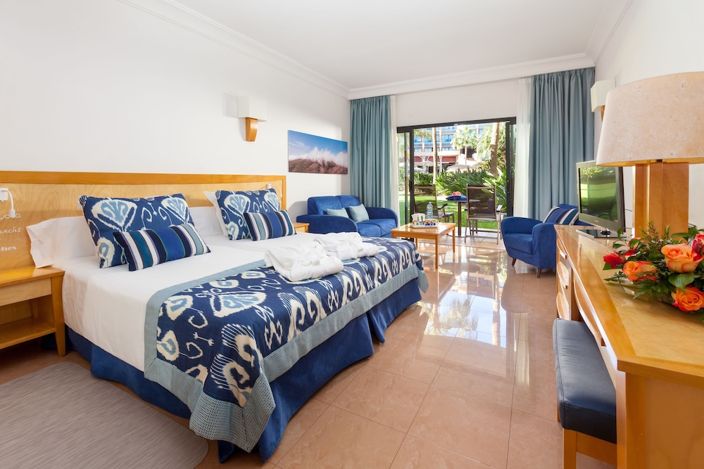 Superior Double Room, 1 Bedroom, Balcony, Pool View