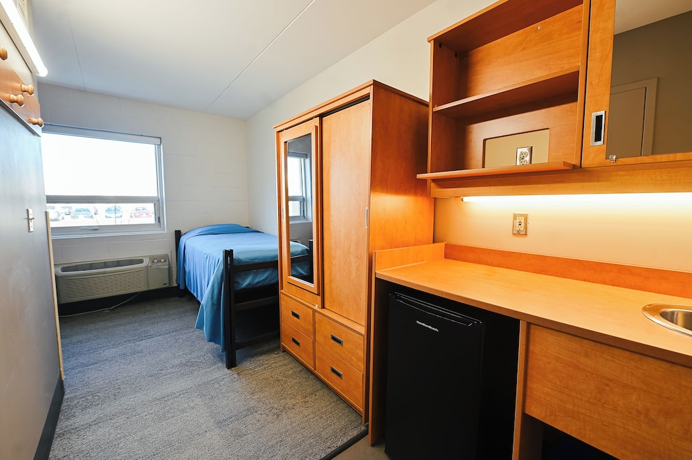 Basic Twin Room
