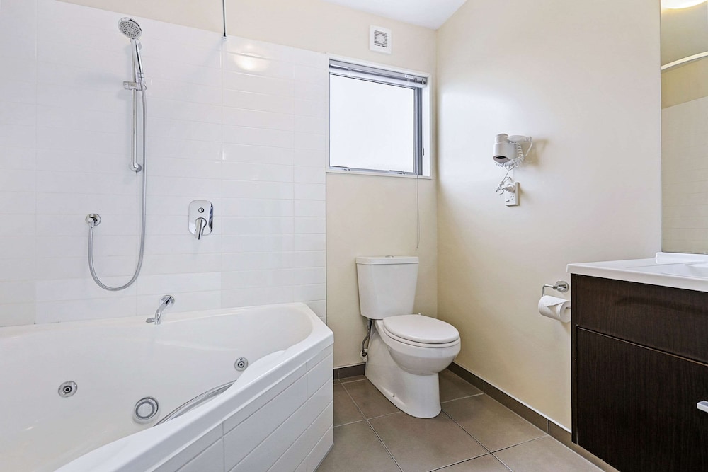 Suite, Multiple Beds, Non Smoking (2 Bedroom, King)