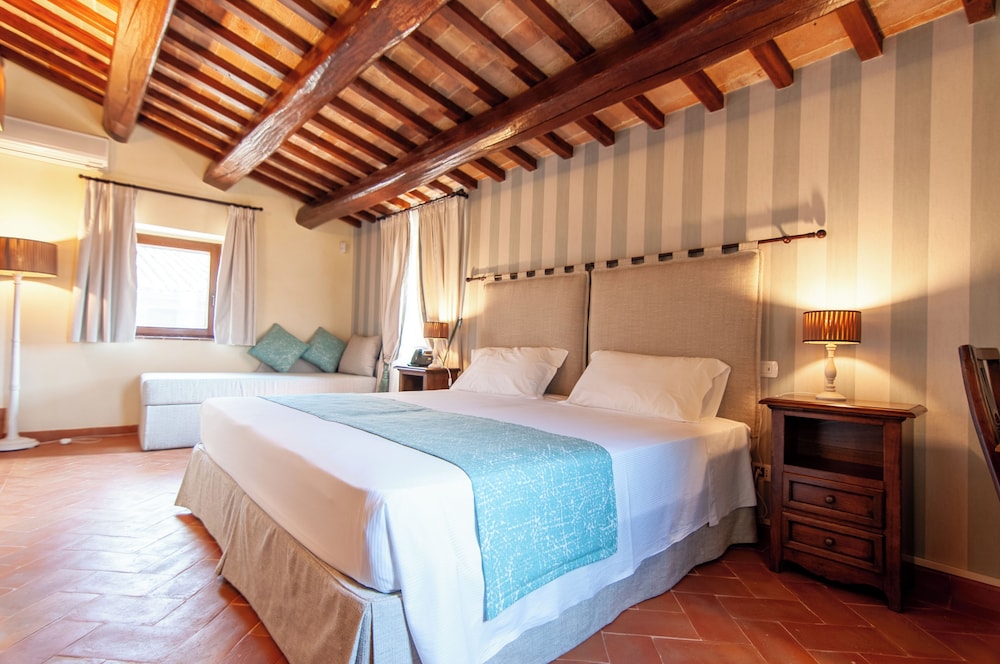 Deluxe Room, City View photo 2