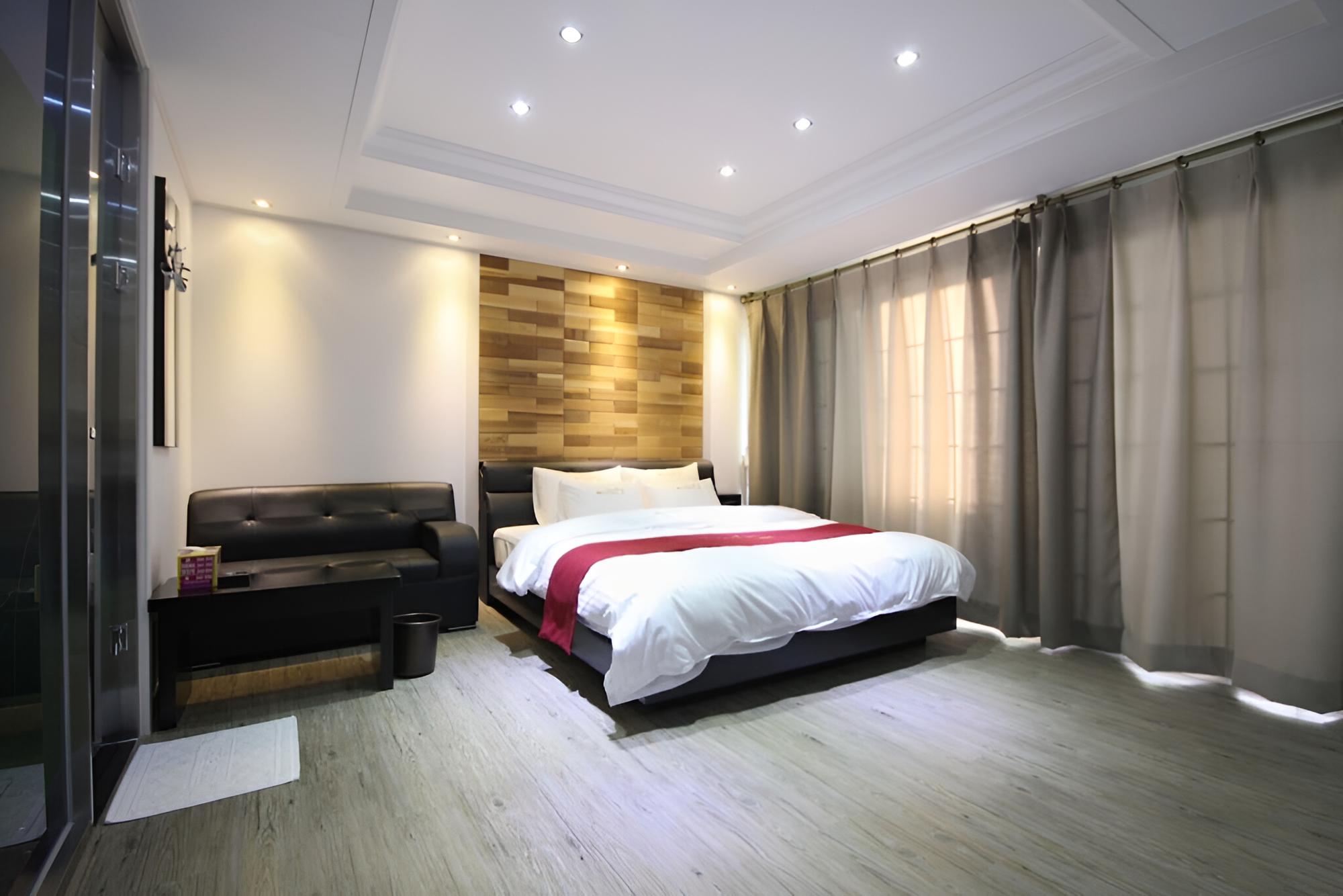 Room (Semi-Special Room (road view)) photo 3
