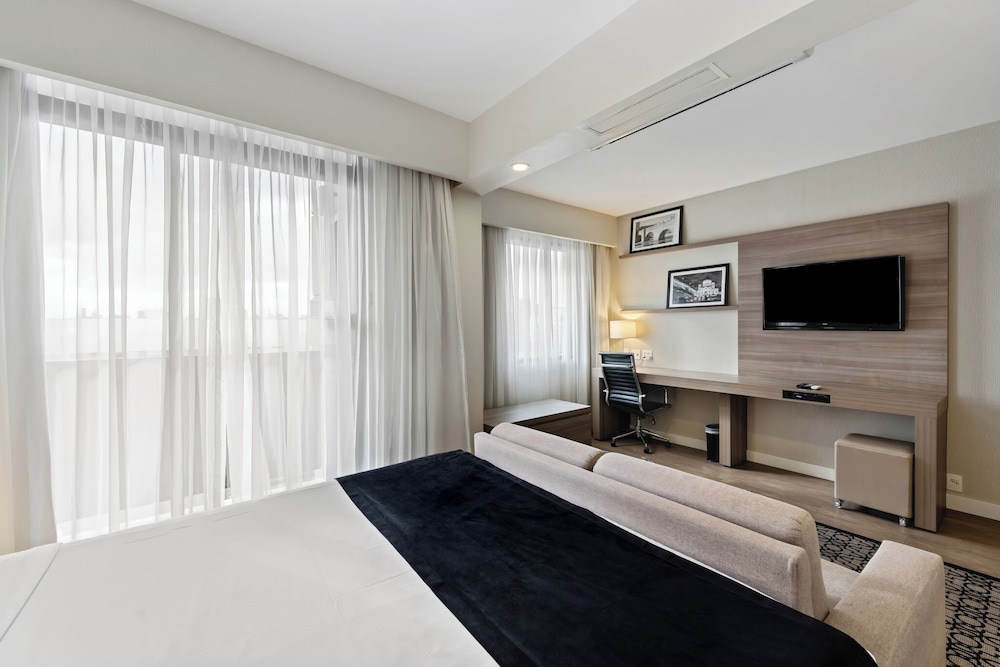 Studio Suite, 1 Queen Bed, Kitchen - Photo 8
