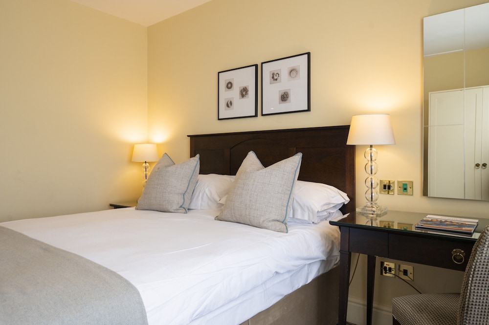 Standard Double Room, City View photo 1