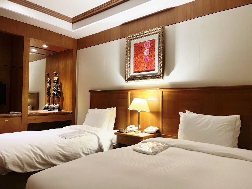 Quadruple Room - Photo 7
