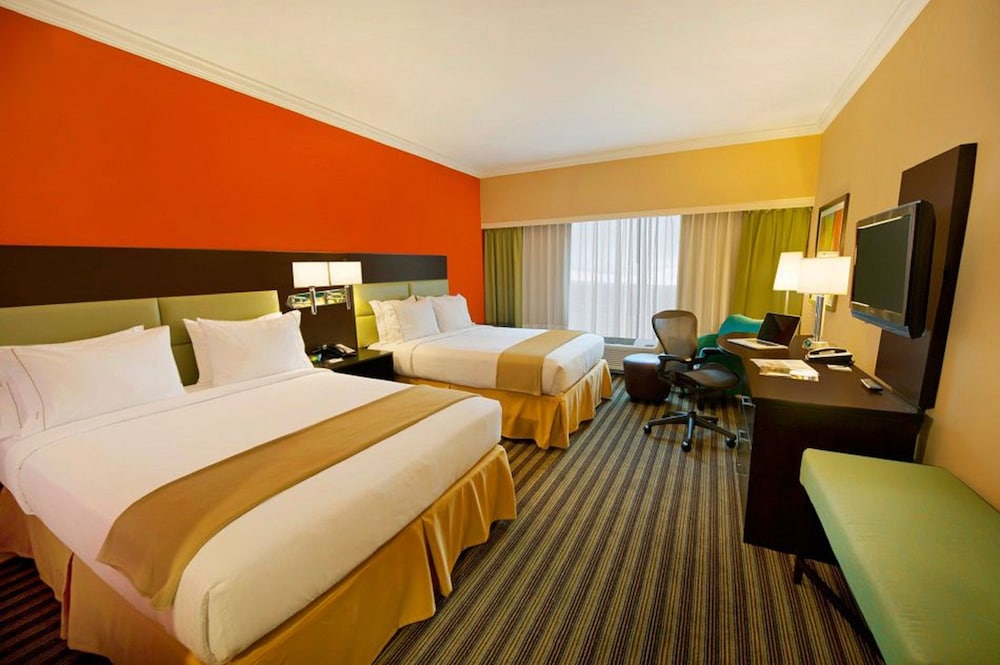 Standard Room, 2 Queen Beds, Accessible, Non Smoking (Communications) photo 1