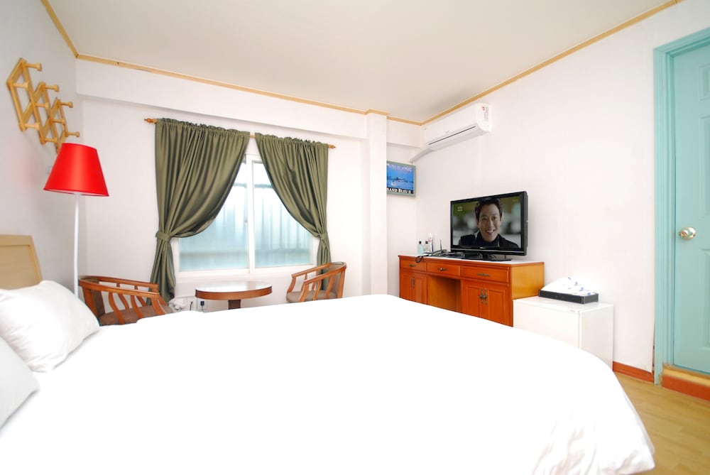 Superior Twin Room photo 2