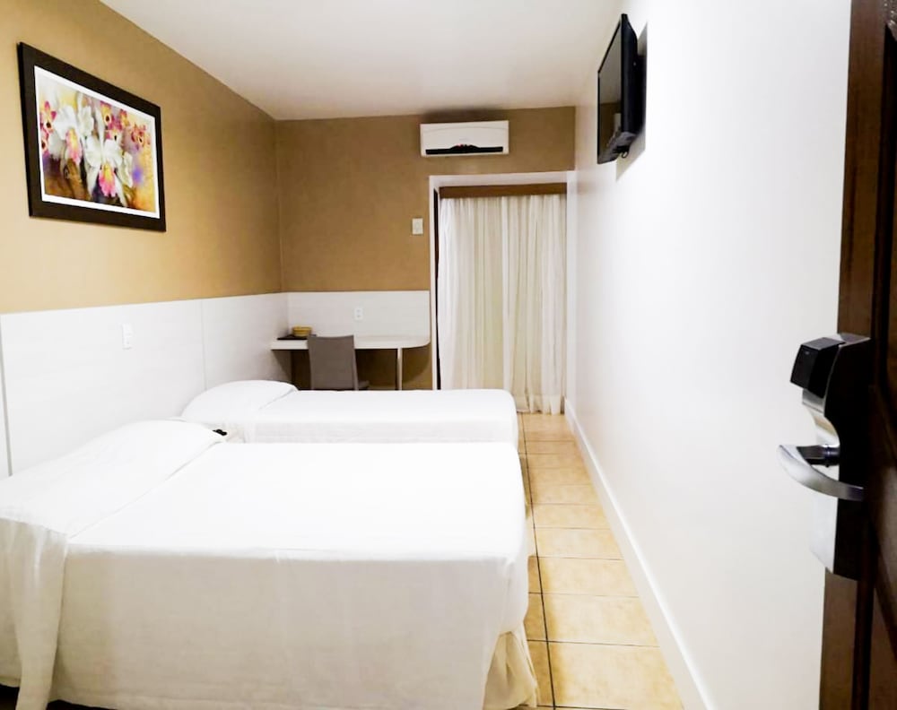 Standard Room - Photo 7