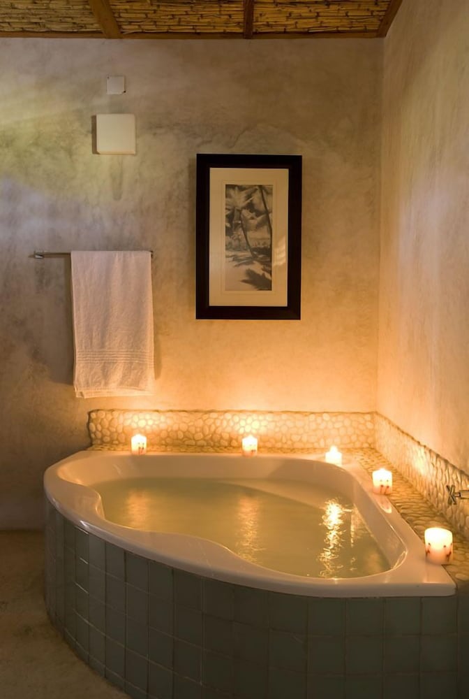 Luxury Villa, 4 Bedrooms photo 3