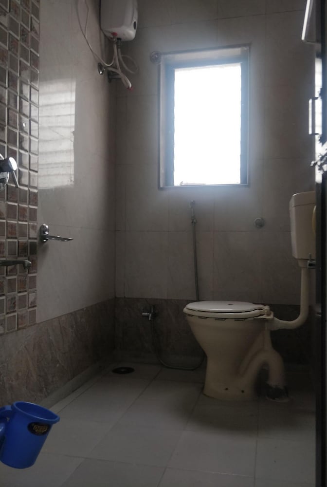 2 BHK photo 2