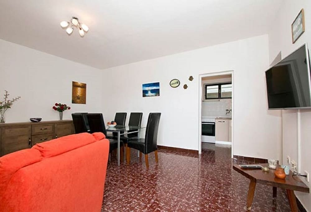Apartment (Ziva - by the beach - A1(6))