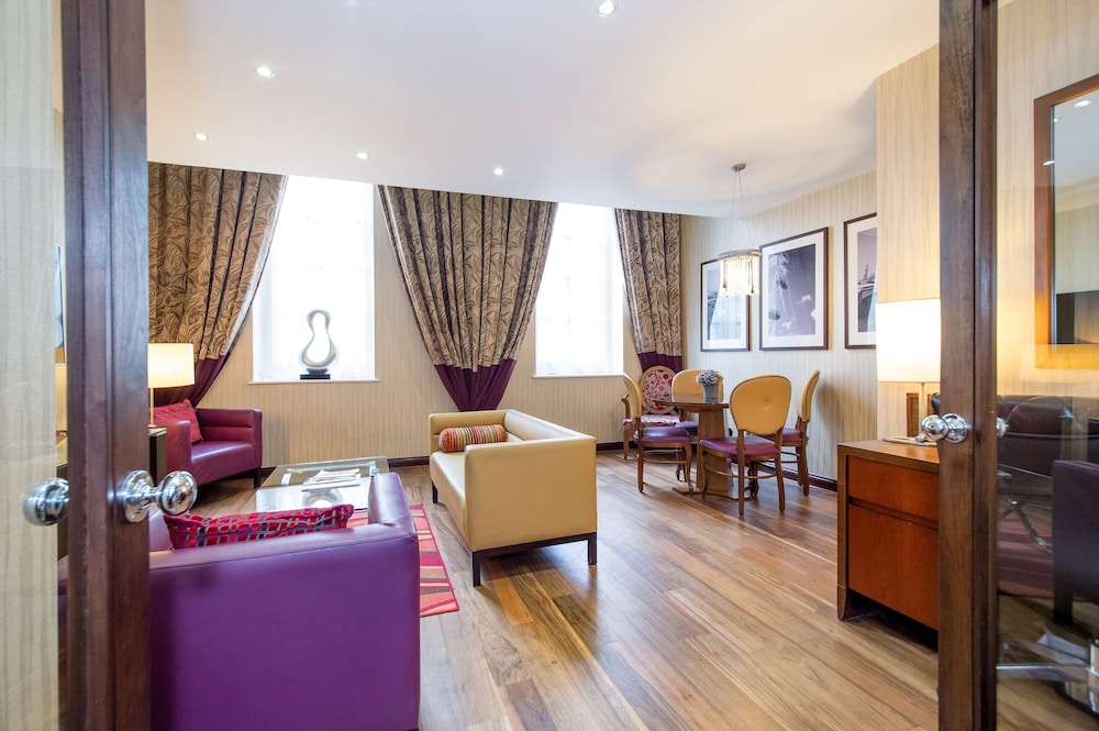 Suite, 1 King Bed (Duplex, Living Room)