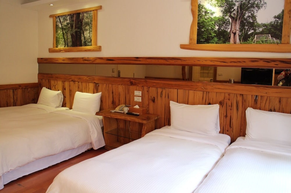 Economy Quadruple Room, Multiple Beds