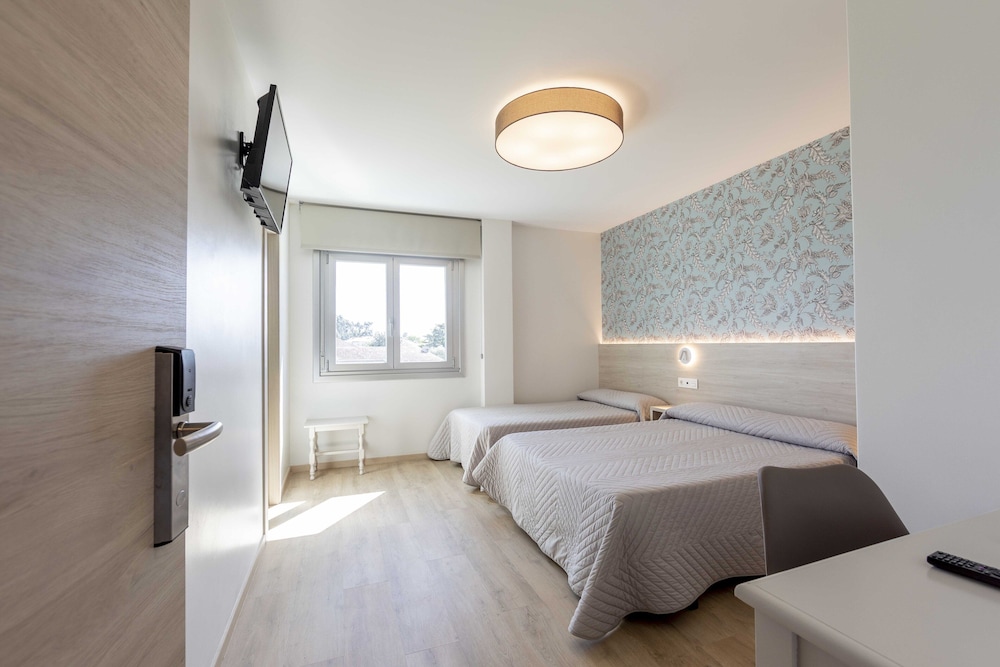 Standard Triple Room photo 3