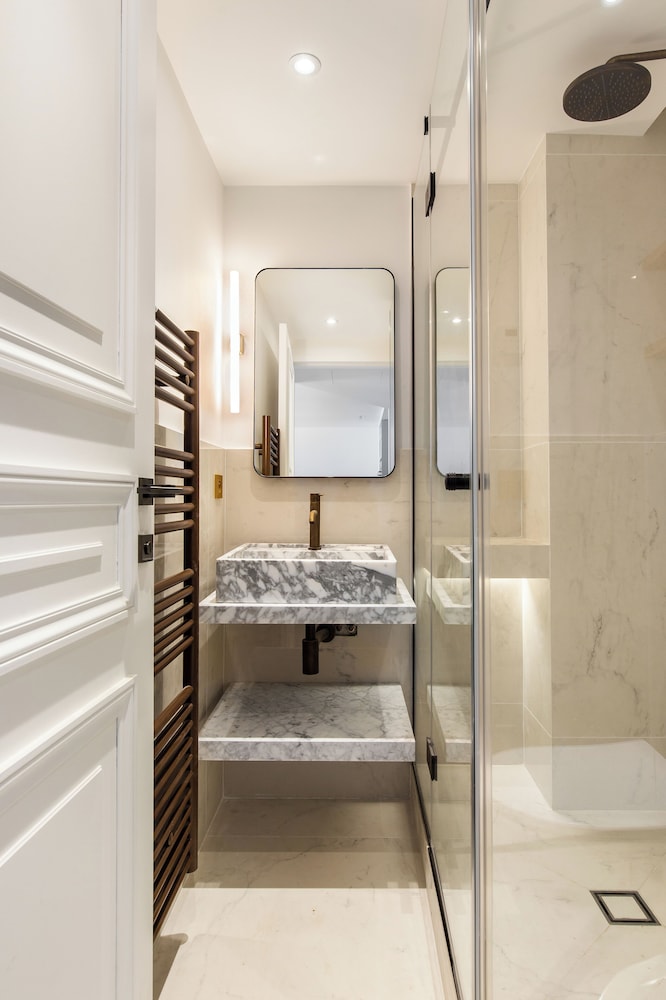 Executive Apartment, 3 Bedrooms, Balcony, City View