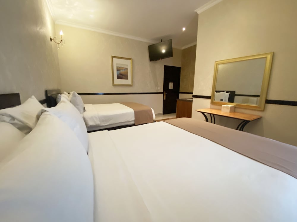 Standard Double Room, Multiple Beds